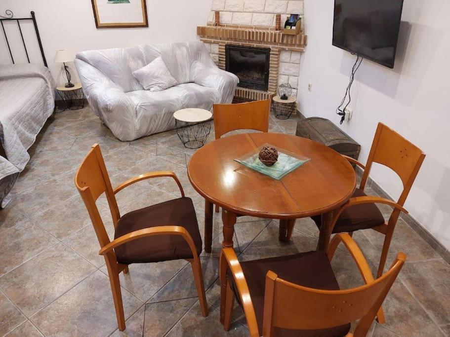 La Buhardilla. Aparcamiento Exterior Privado Lägenhet Teruel Exteriör bild