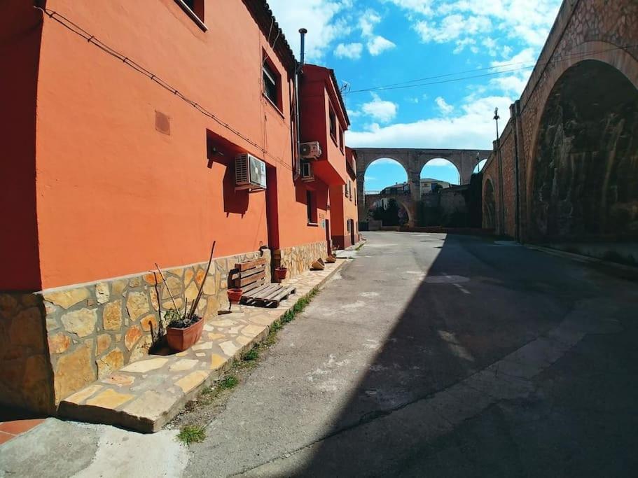 La Buhardilla. Aparcamiento Exterior Privado Lägenhet Teruel Exteriör bild