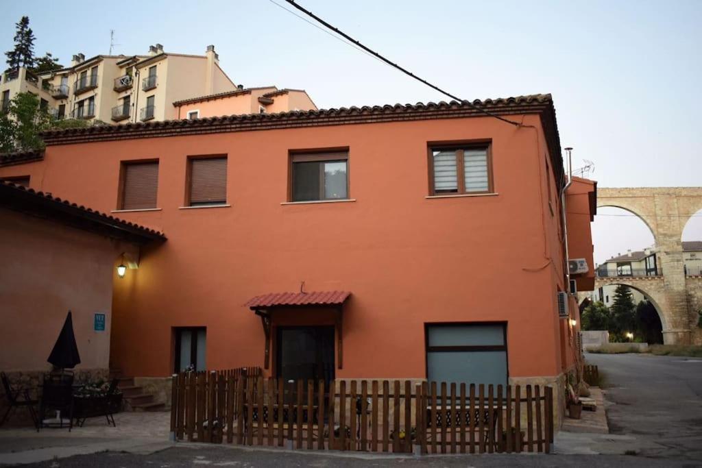 La Buhardilla. Aparcamiento Exterior Privado Lägenhet Teruel Exteriör bild