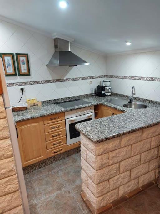 La Buhardilla. Aparcamiento Exterior Privado Lägenhet Teruel Exteriör bild