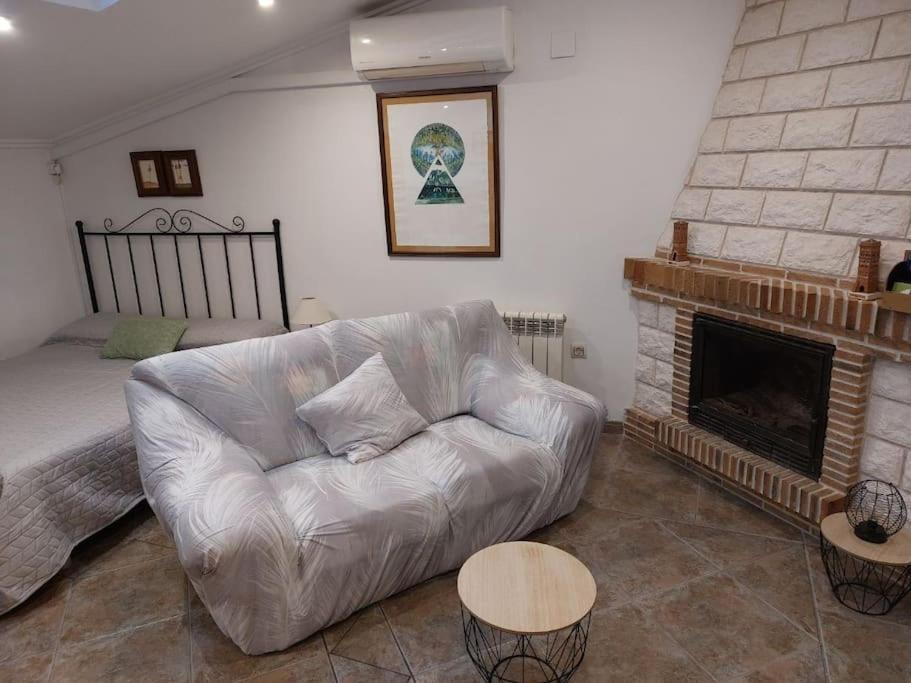 La Buhardilla. Aparcamiento Exterior Privado Lägenhet Teruel Exteriör bild
