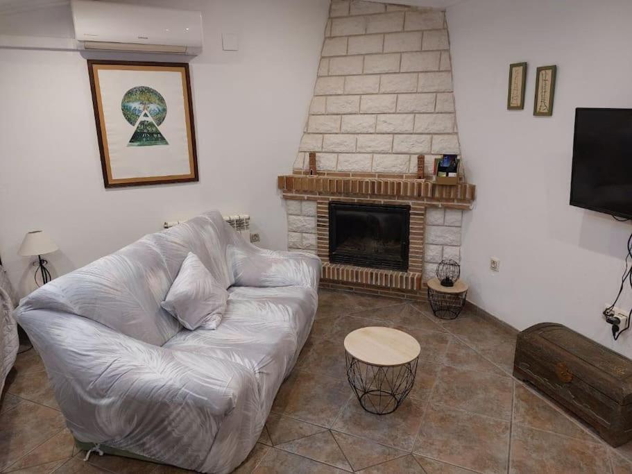 La Buhardilla. Aparcamiento Exterior Privado Lägenhet Teruel Exteriör bild
