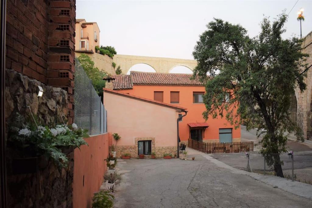 La Buhardilla. Aparcamiento Exterior Privado Lägenhet Teruel Exteriör bild