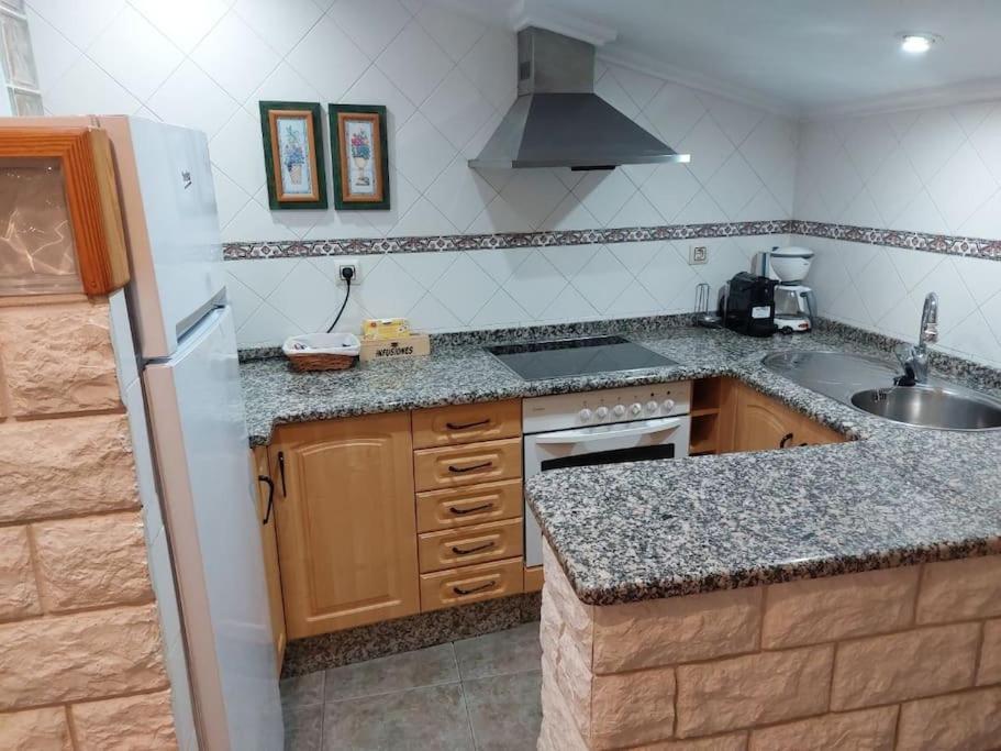 La Buhardilla. Aparcamiento Exterior Privado Lägenhet Teruel Exteriör bild